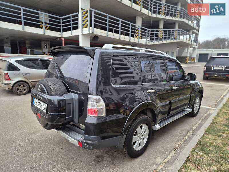 Внедорожник / Кроссовер Mitsubishi Pajero Wagon 2007 в Харькове фото 4 Внедорожник / Кроссовер Mitsubishi Pajero Wagon 2007 в Харькове