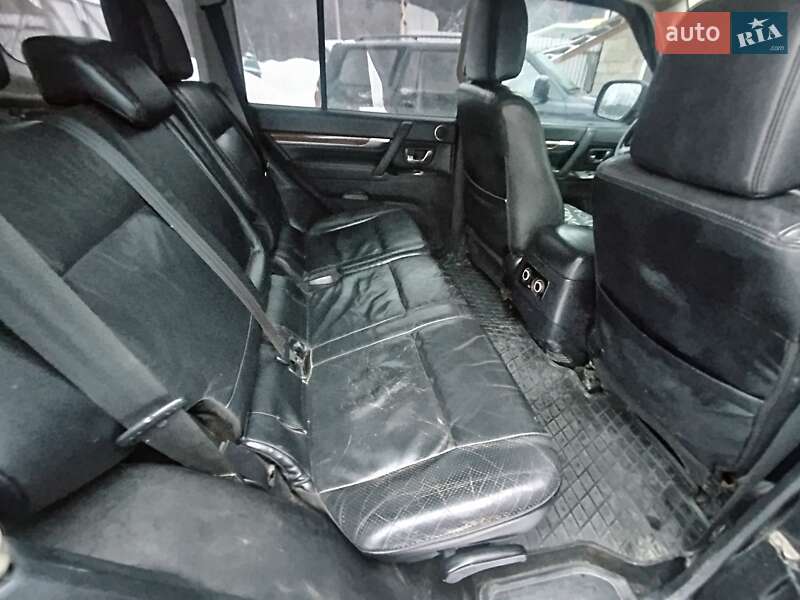 Внедорожник / Кроссовер Mitsubishi Pajero Wagon 2008 в Путиле