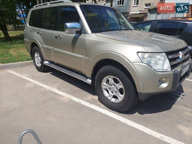 Внедорожник / Кроссовер Mitsubishi Pajero Wagon 2007 в Виннице