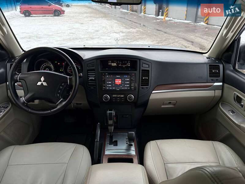Внедорожник / Кроссовер Mitsubishi Pajero Wagon 2007 в Харькове