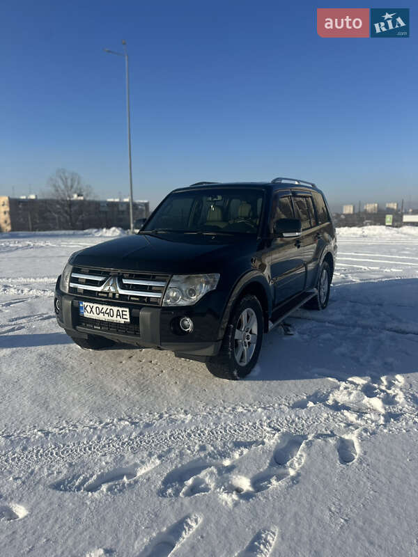Позашляховик / Кросовер Mitsubishi Pajero Wagon 2007 в Харкові