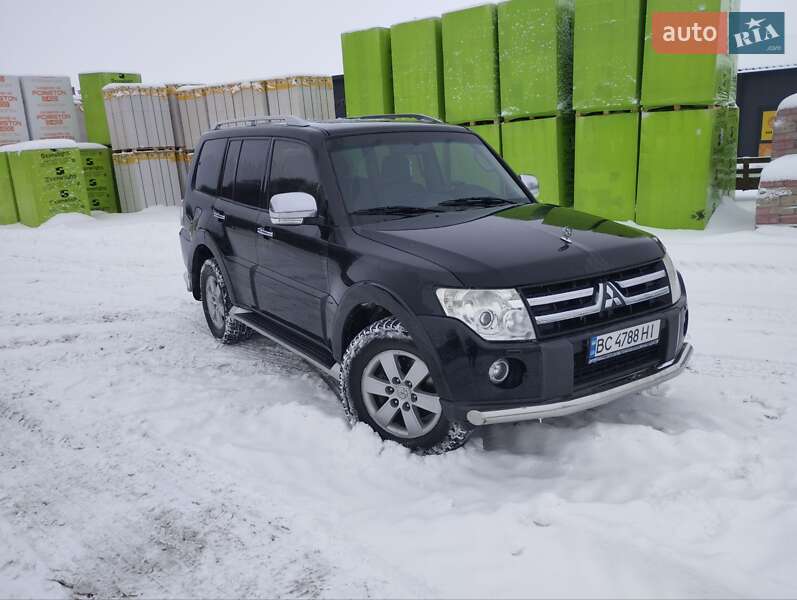 Mitsubishi Pajero Wagon 2008