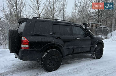 Внедорожник / Кроссовер Mitsubishi Pajero Wagon 2004 в Киеве