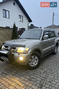 Внедорожник / Кроссовер Mitsubishi Pajero Wagon 2005 в Ровно