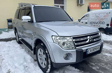 Внедорожник / Кроссовер Mitsubishi Pajero Wagon 2009 в Ровно