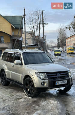Позашляховик / Кросовер Mitsubishi Pajero Wagon 2007 в Львові