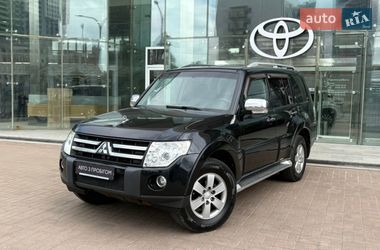 Внедорожник / Кроссовер Mitsubishi Pajero Wagon 2007 в Киеве