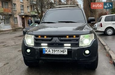 Позашляховик / Кросовер Mitsubishi Pajero Wagon 2007 в Києві