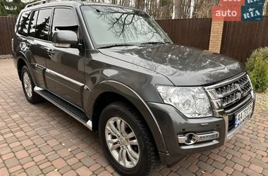 Внедорожник / Кроссовер Mitsubishi Pajero Wagon 2018 в Киеве