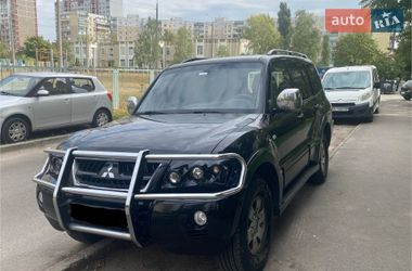 Позашляховик / Кросовер Mitsubishi Pajero Wagon 2006 в Києві