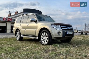 Внедорожник / Кроссовер Mitsubishi Pajero Wagon 2011 в Луцке