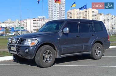 Позашляховик / Кросовер Mitsubishi Pajero Wagon 2006 в Києві