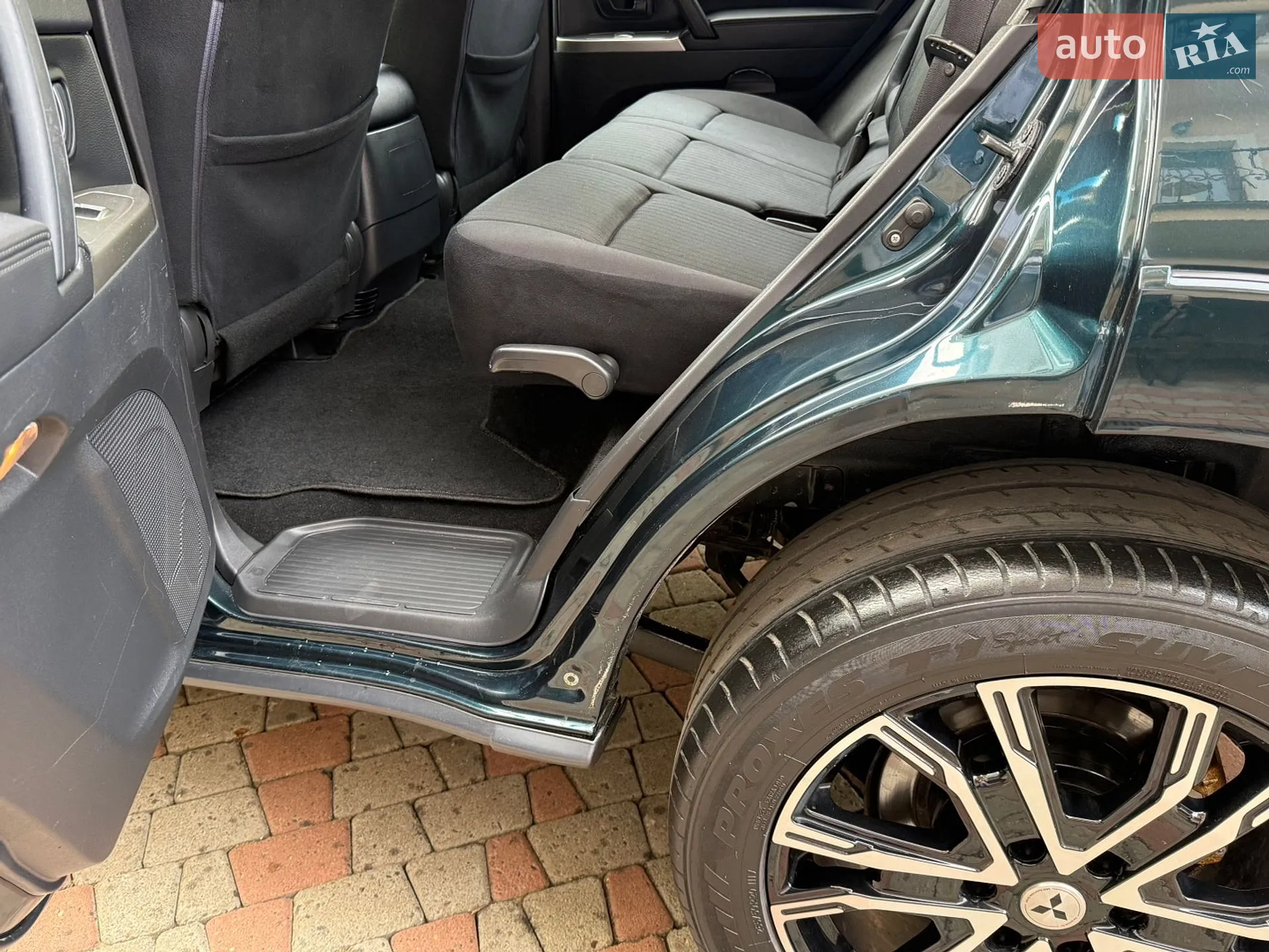 2017 Mitsubishi Pajero - мініатюра 34