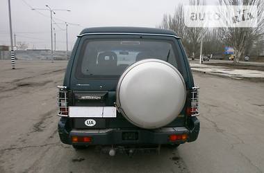 Внедорожник / Кроссовер Mitsubishi Pajero 1996 в 