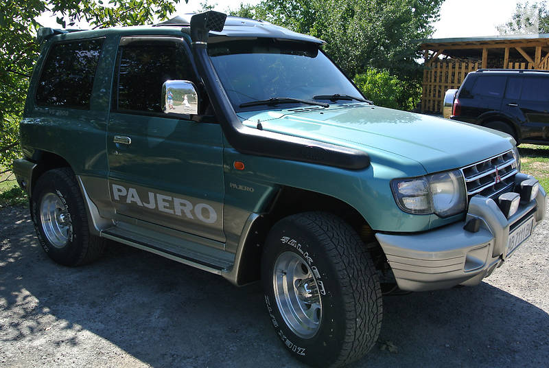 Внедорожник / Кроссовер Mitsubishi Pajero 1999 в Черновцах