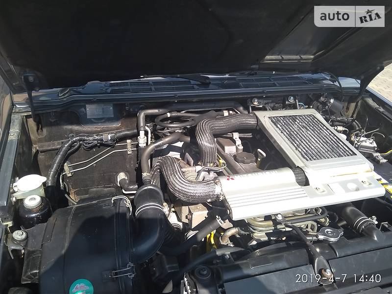 Позашляховик / Кросовер Mitsubishi Pajero 1998 в Чернівцях