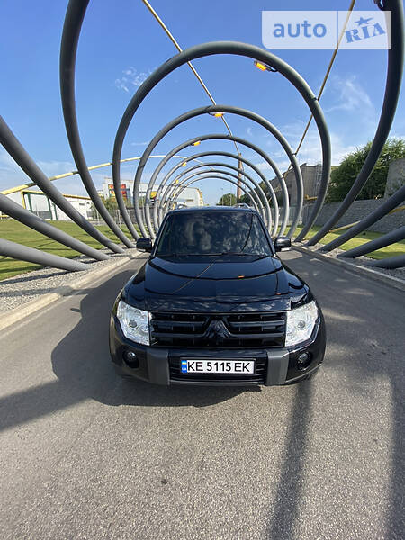 Позашляховик / Кросовер Mitsubishi Pajero 2008 в Дніпрі