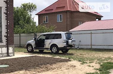 Внедорожник / Кроссовер Mitsubishi Pajero 2008 в 