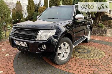 Внедорожник / Кроссовер Mitsubishi Pajero 2008 в Хусте