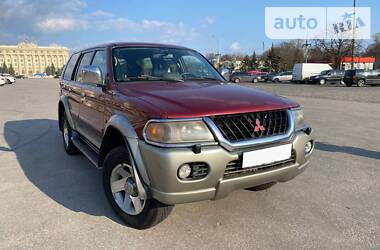 Позашляховик / Кросовер Mitsubishi Pajero 2002 в Харкові