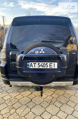 Внедорожник / Кроссовер Mitsubishi Pajero 2007 в Болехове