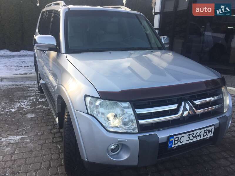Внедорожник / Кроссовер Mitsubishi Pajero 2007 в Львове