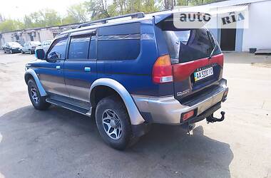 Позашляховик / Кросовер Mitsubishi Pajero 1999 в Києві