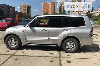 Позашляховик / Кросовер Mitsubishi Pajero 2001 в Одесі