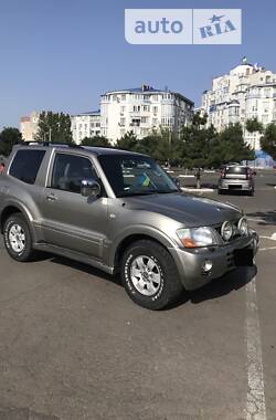 Внедорожник / Кроссовер Mitsubishi Pajero 2002 в 