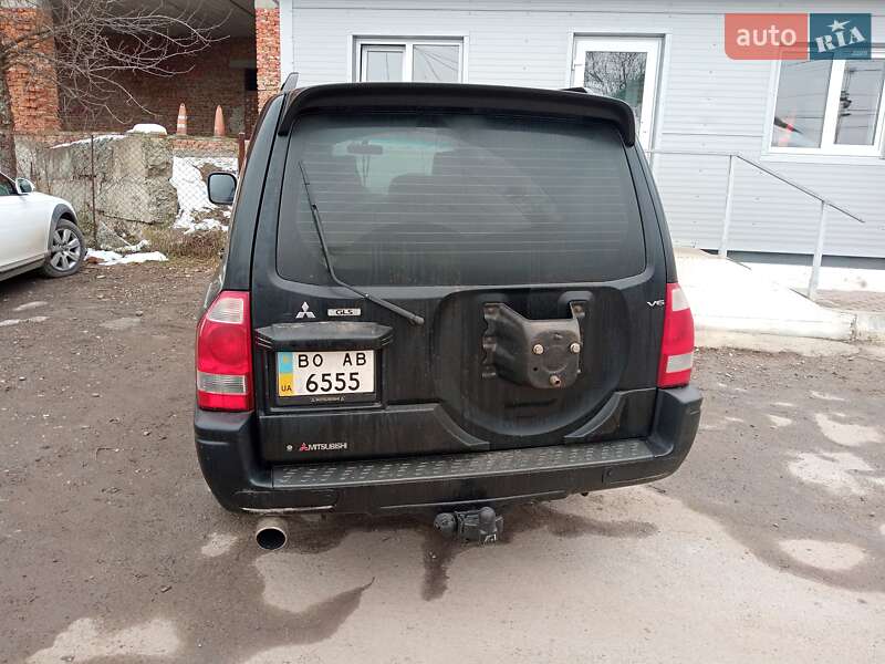 Внедорожник / Кроссовер Mitsubishi Pajero 2006 в Тернополе