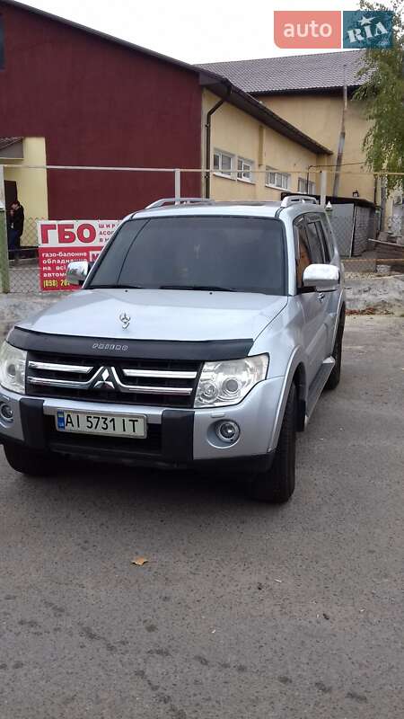Внедорожник / Кроссовер Mitsubishi Pajero 2007 в Киеве