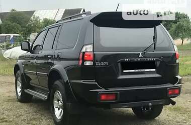 Внедорожник / Кроссовер Mitsubishi Pajero 2007 в 