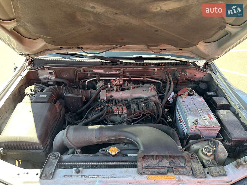 Внедорожник / Кроссовер Mitsubishi Pajero 2003 в Одессе