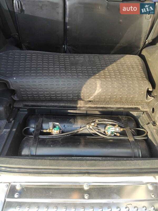 Внедорожник / Кроссовер Mitsubishi Pajero 2001 в Измаиле