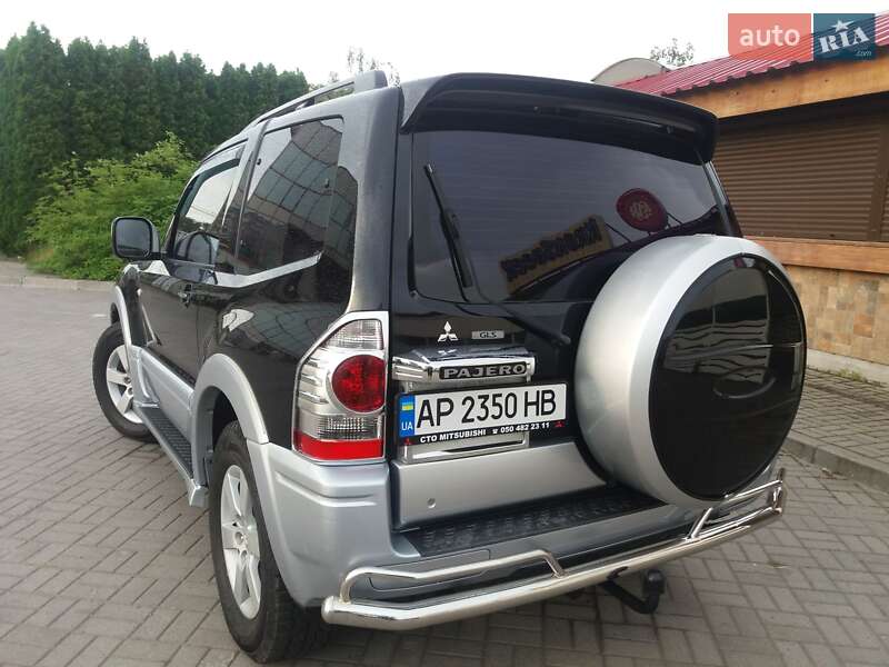 Внедорожник / Кроссовер Mitsubishi Pajero 2005 в Запорожье фото 4 Внедорожник / Кроссовер Mitsubishi Pajero 2005 в Запорожье