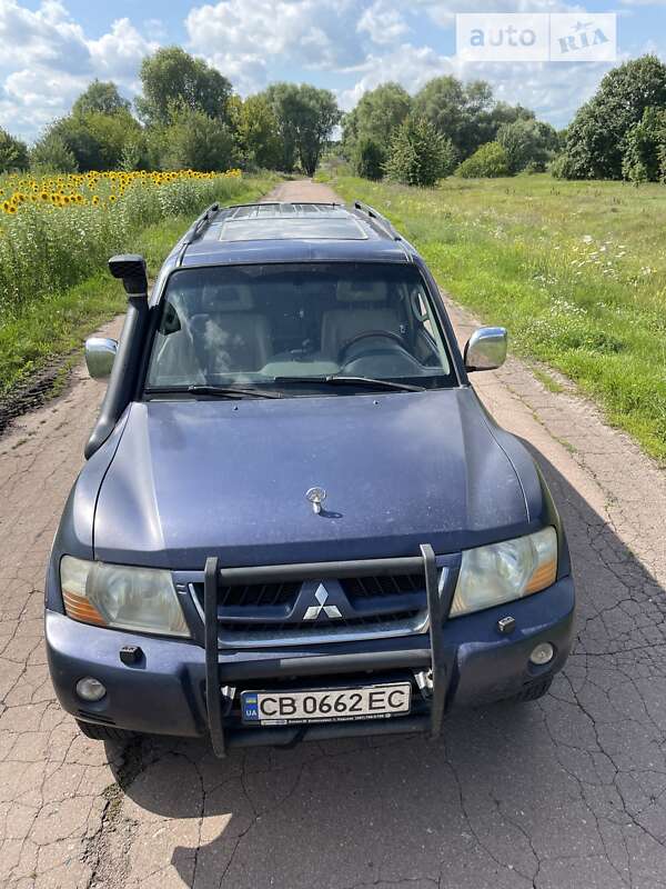 Mitsubishi Pajero 2006