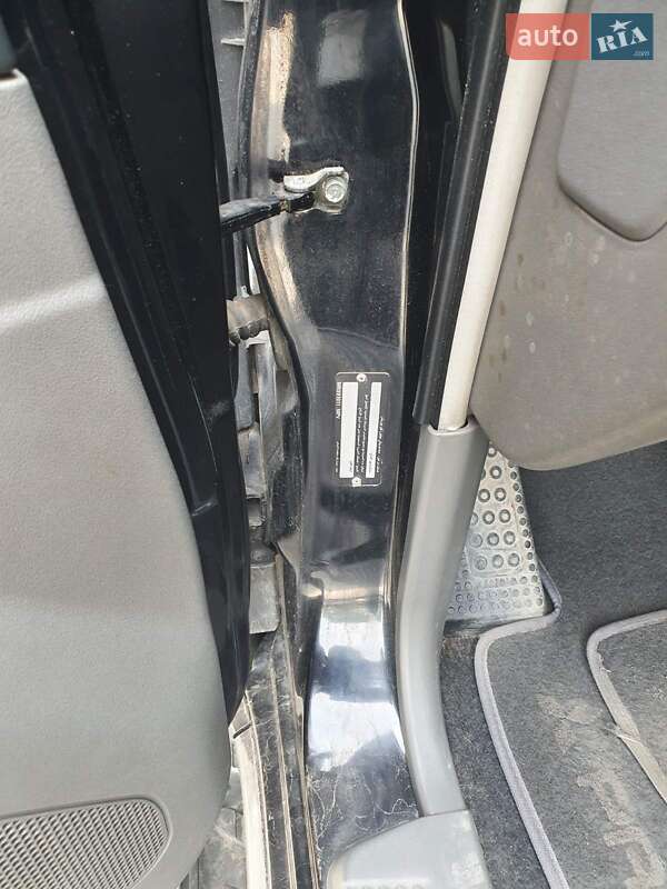 Внедорожник / Кроссовер Mitsubishi Pajero 2005 в Львове