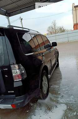 Внедорожник / Кроссовер Mitsubishi Pajero 2008 в Киеве