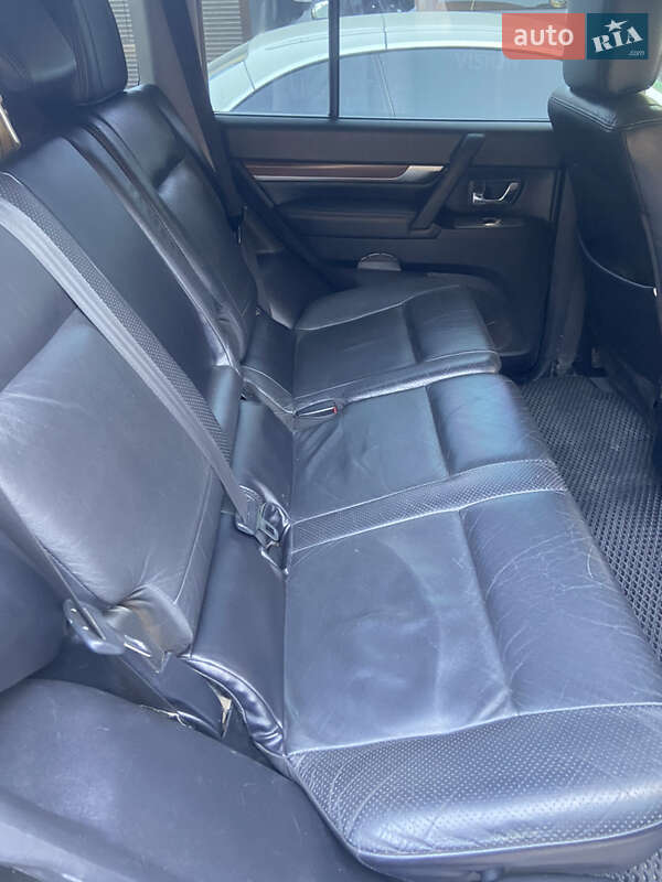 Внедорожник / Кроссовер Mitsubishi Pajero 2007 в Киеве