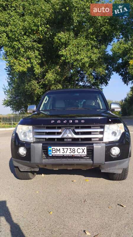 Mitsubishi Pajero 2008