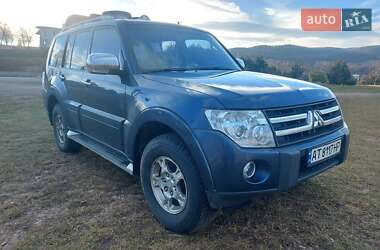 Внедорожник / Кроссовер Mitsubishi Pajero 2007 в Рожнятове