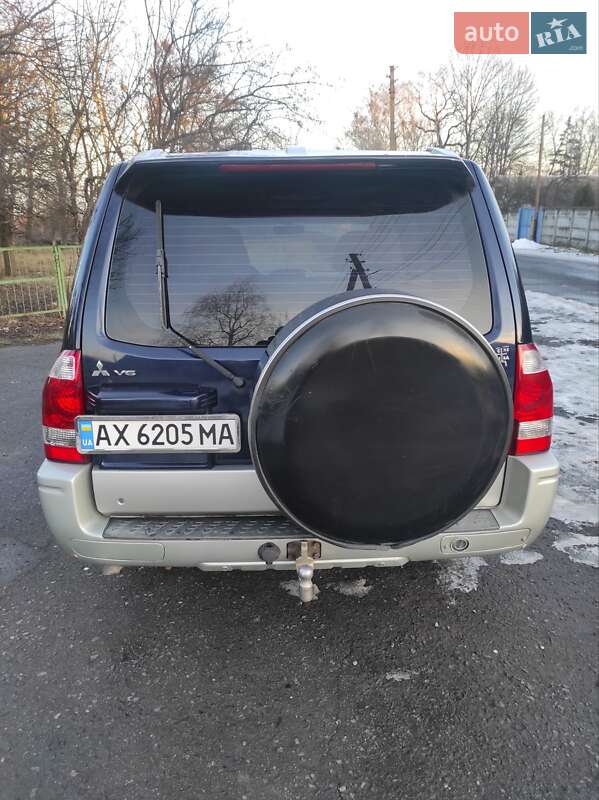 Внедорожник / Кроссовер Mitsubishi Pajero 2003 в Харькове