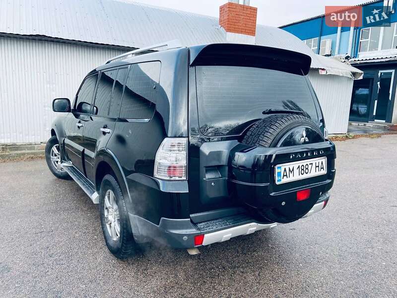 Внедорожник / Кроссовер Mitsubishi Pajero 2008 в Бердичеве фото 2 Внедорожник / Кроссовер Mitsubishi Pajero 2008 в Бердичеве