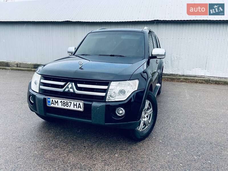 Внедорожник / Кроссовер Mitsubishi Pajero 2008 в Бердичеве фото 11 Внедорожник / Кроссовер Mitsubishi Pajero 2008 в Бердичеве