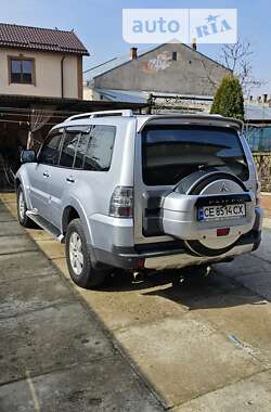 Внедорожник / Кроссовер Mitsubishi Pajero 2008 в Черновцах