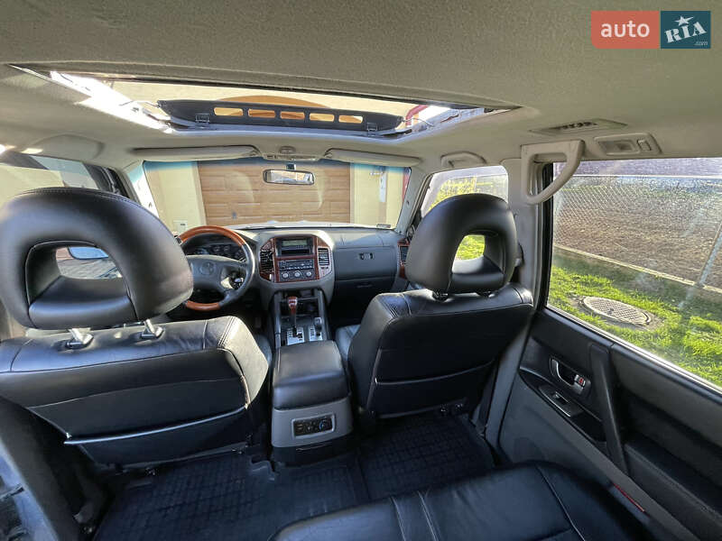 Позашляховик / Кросовер Mitsubishi Pajero 2004 в Стрию фото 8 Позашляховик / Кросовер Mitsubishi Pajero 2004 в Стрию