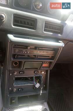 Внедорожник / Кроссовер Mitsubishi Pajero 1989 в 