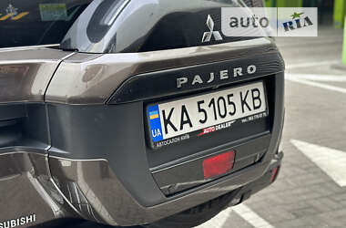 Внедорожник / Кроссовер Mitsubishi Pajero 2019 в Киеве