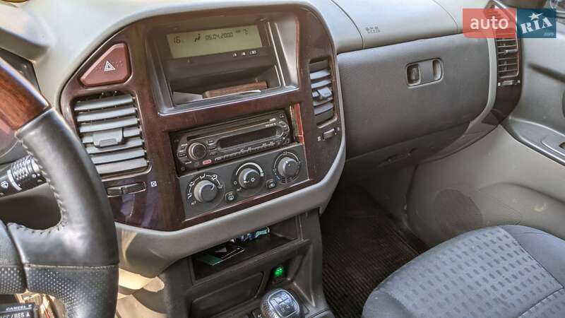 Позашляховик / Кросовер Mitsubishi Pajero 2000 в Луцьку