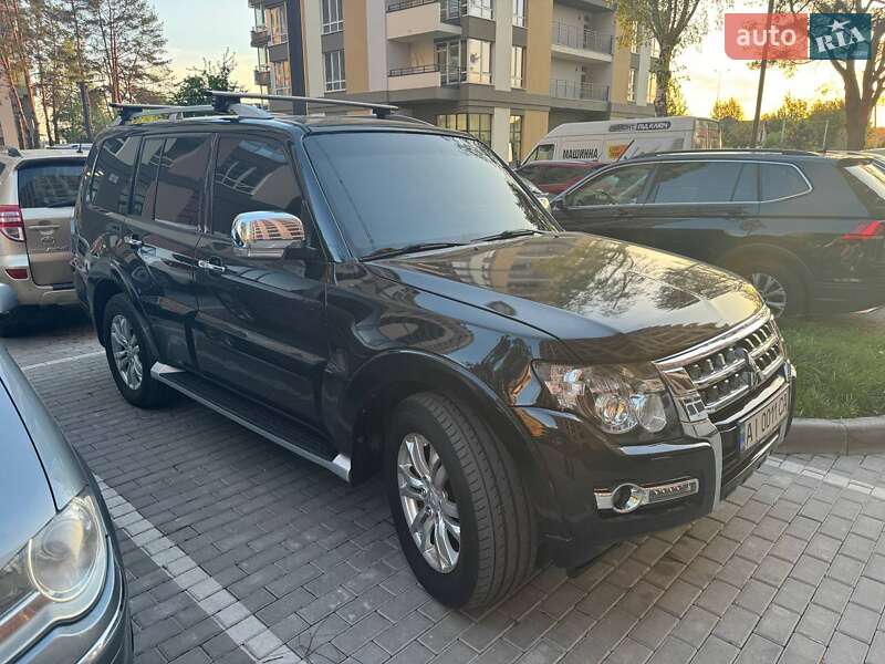 Внедорожник / Кроссовер Mitsubishi Pajero 2008 в Броварах